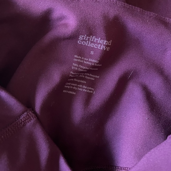 Girlfriend Collective Compressive 3/4” Pocket Legging - Picture 5 of 6